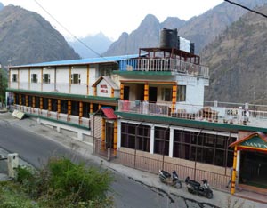 List of Hotels in Auli